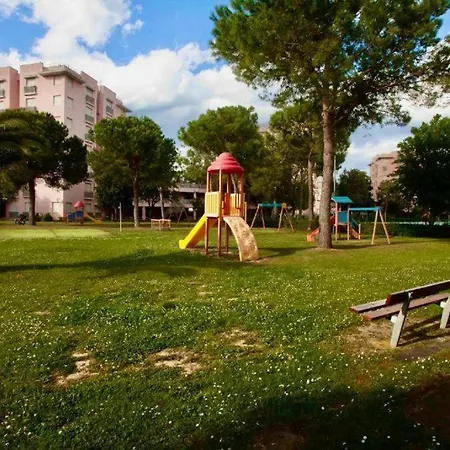 M351 - Marcelli, Trilocale Con Terrazzo In Con Piscina *